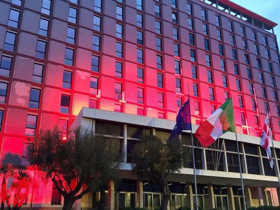 I palazzi della Regione contro la violenza sulle donne