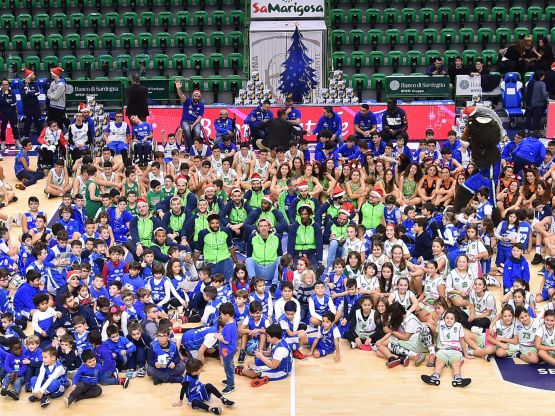 Dinamo basket foto Luigi Canu