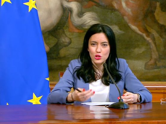 Lucia Azzolina, foto Governo.it