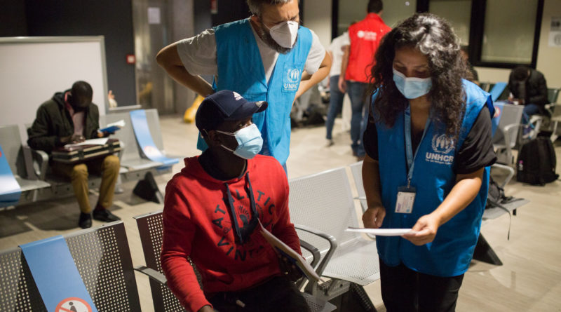 Studenti, Foto UNHCR/Valerio Muscella