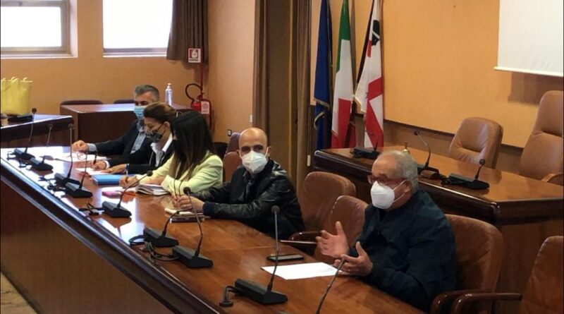 Incontro Comune e dirigenti scolastici Oristano