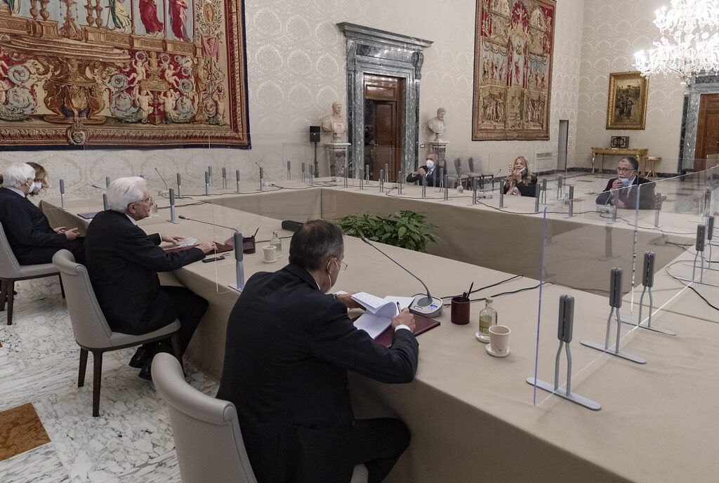 Sergio Mattarella con il Gruppo Parlamentare Misto del Senato della Repubblica, Foto di Paolo Giandotti - Ufficio per la Stampa e la Comunicazione della Presidenza della Repubblica