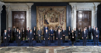 Roma - Il Presidente della Repubblica Sergio Mattarella e il Presidente del Consiglio Mario Draghi con il nuovo Governo, oggi 13 febbraio 2021. (Foto di Paolo Giandotti - Ufficio per la Stampa e la Comunicazione della Presidenza della Repubblica)