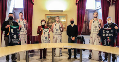 Presentazione maglia special edition, Dinamo banco di Sardegna