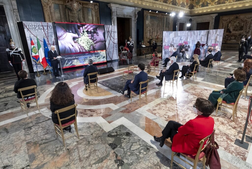 Un momento della cerimonia al Quirinale per l'8 marzo