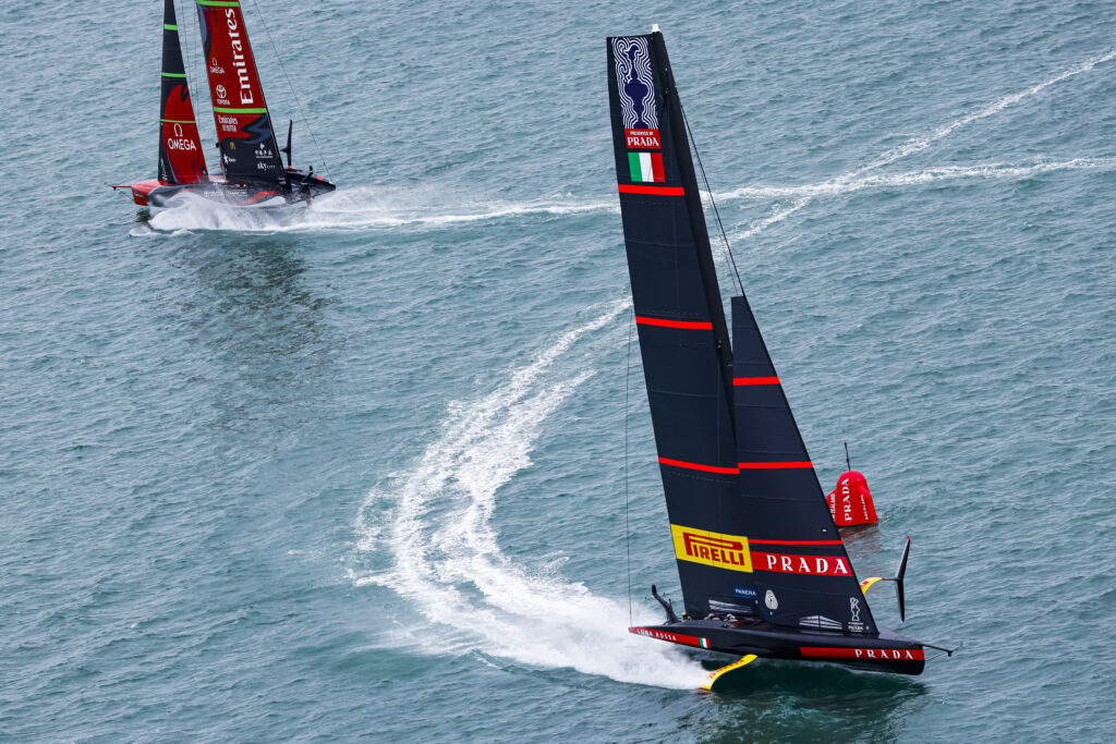 America's Cup, Luna Rossa Prada Pirelli, Emirates Team New Zealand, foto Luna Rossa Prada Pirelli