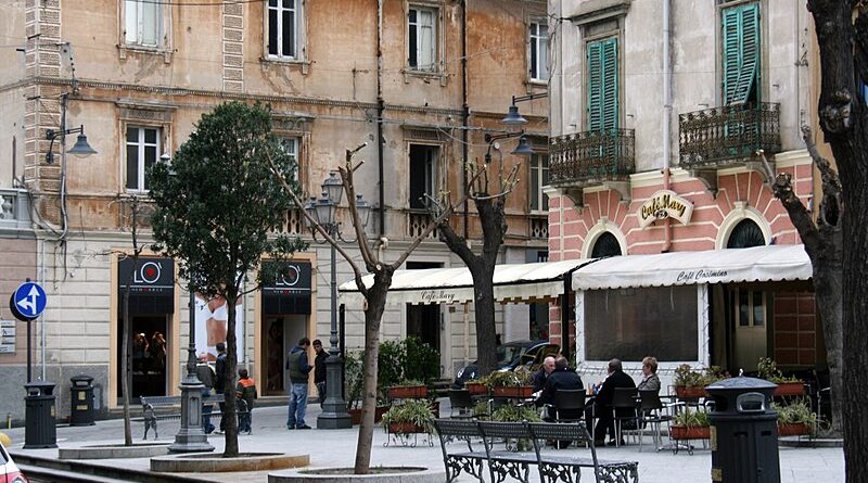 Olbia, Piazza Regina Margherita, foto © Superbass / CC-BY-SA-3.0