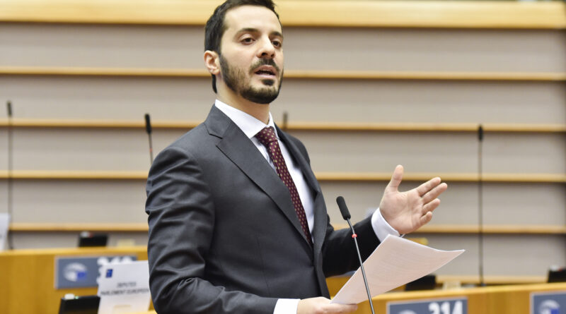 Vincenzo Sofo, foto Eric Vidal Parlamento Europeo 2020