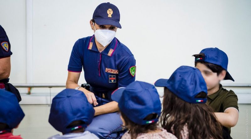 Polizia di Stato, bambini afgani