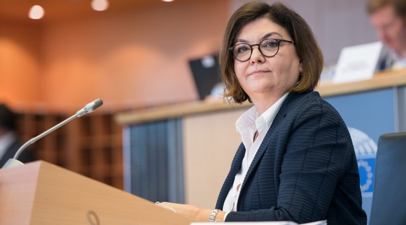 Adina-Ioana Vălean, foto "CC-BY-4.0: © European Union 2019 – Source: EP"