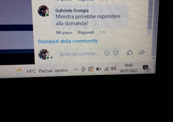 Messaggio rivolto alla ministra Fabiana Dadone