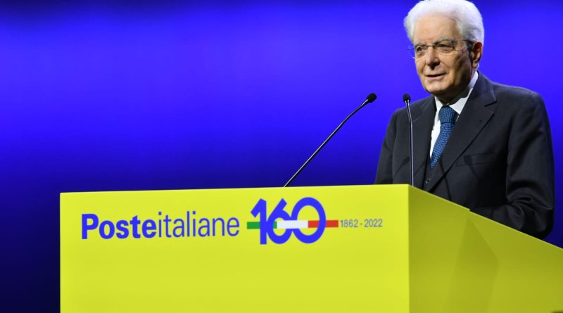 Sergio Mattarella, foto Poste Italiane