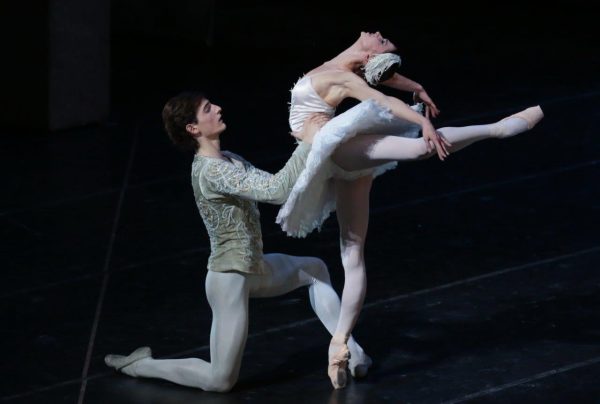 Il Lago dei Cigni, foto Brescia e Amisano/Teatro della Scala