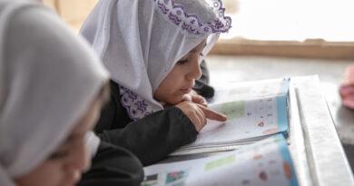 Afghanistan, bambina foto © UNICEF/UN0648262/Bidel