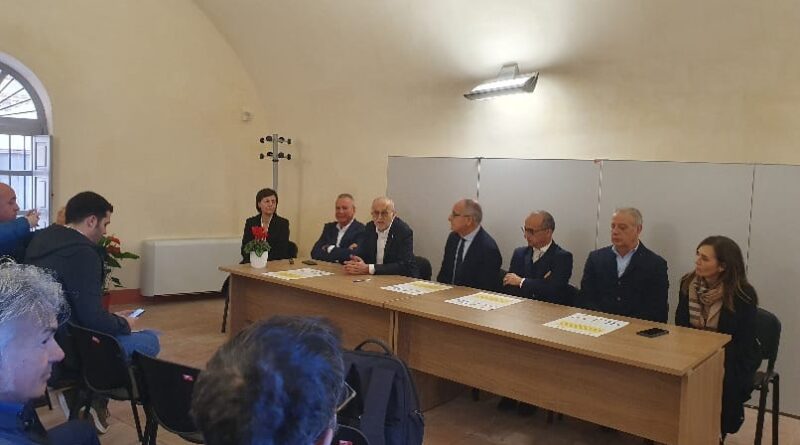 un momento della conferenza stampa