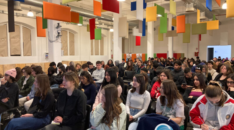 A scuola di informazione, foto Sardegnagol riproduzione riservata/Irina Parra