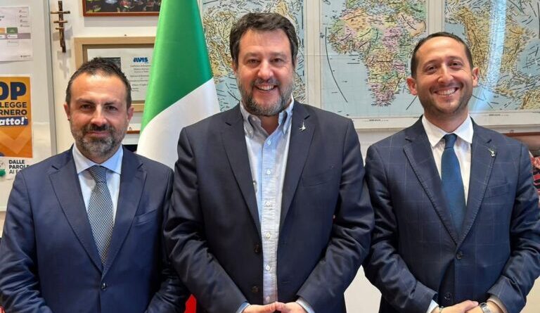 MIchele Pais, Matteo Salvini, Dario Giagoni, foto Lega Sardegna