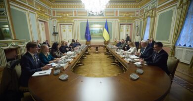 Incontro Zelenskyy Ue, foto https://www.president.gov.ua/en/news/peregovori-pro-vstup-do-yes-posilennya-ppo-ta-sankcij-rezult-94753