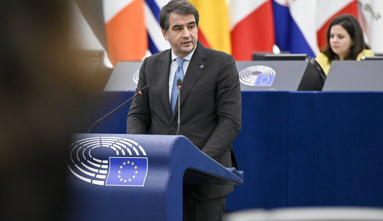 Raffaele Fitto, foto Brigitte HASE Copyright: © European Union 2024 - Source : EP