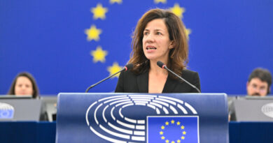 Roxana Minzatu, foto Philippe STIRNWEISS Copyright: © European Union 2024 - Source : EP